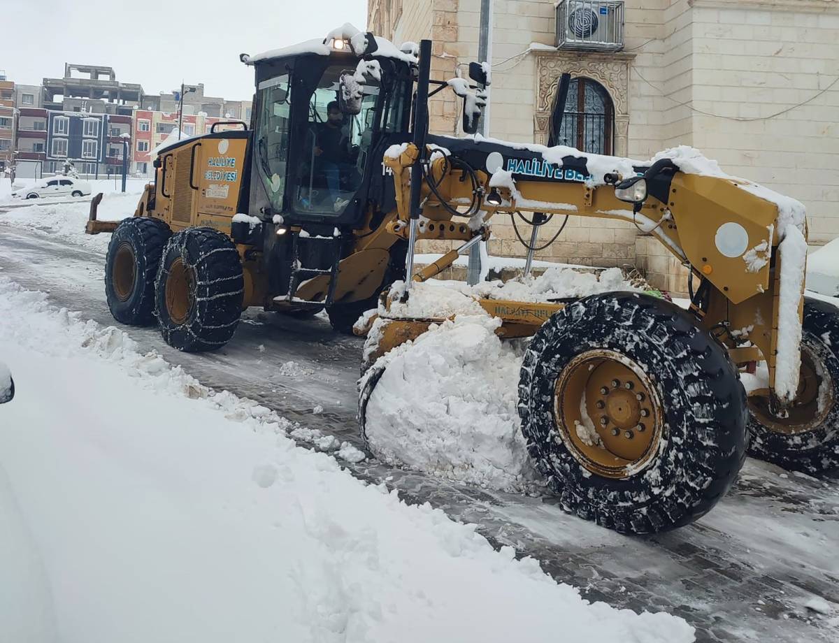 Haliliye Belediyesi ekipleri