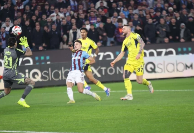 Fenerbahçe Trabzonspor'u 3-2 yendi!
