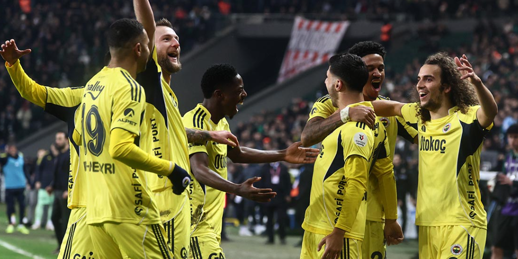 Fenerbahçe Kocaeli deplasmanından galibiyetle ayrıldı!