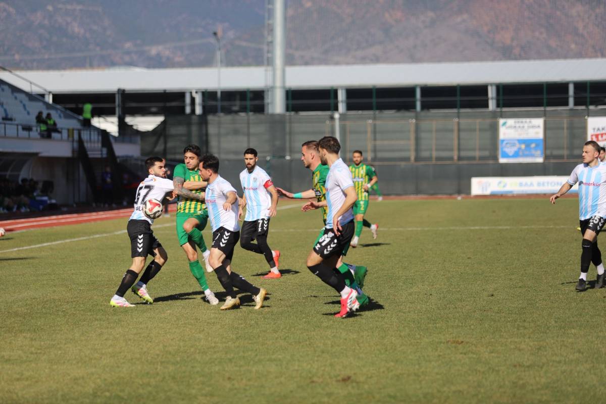 Erbaaspor-Şanlıurfaspor mücadelesinde kazanan çıkmadı!