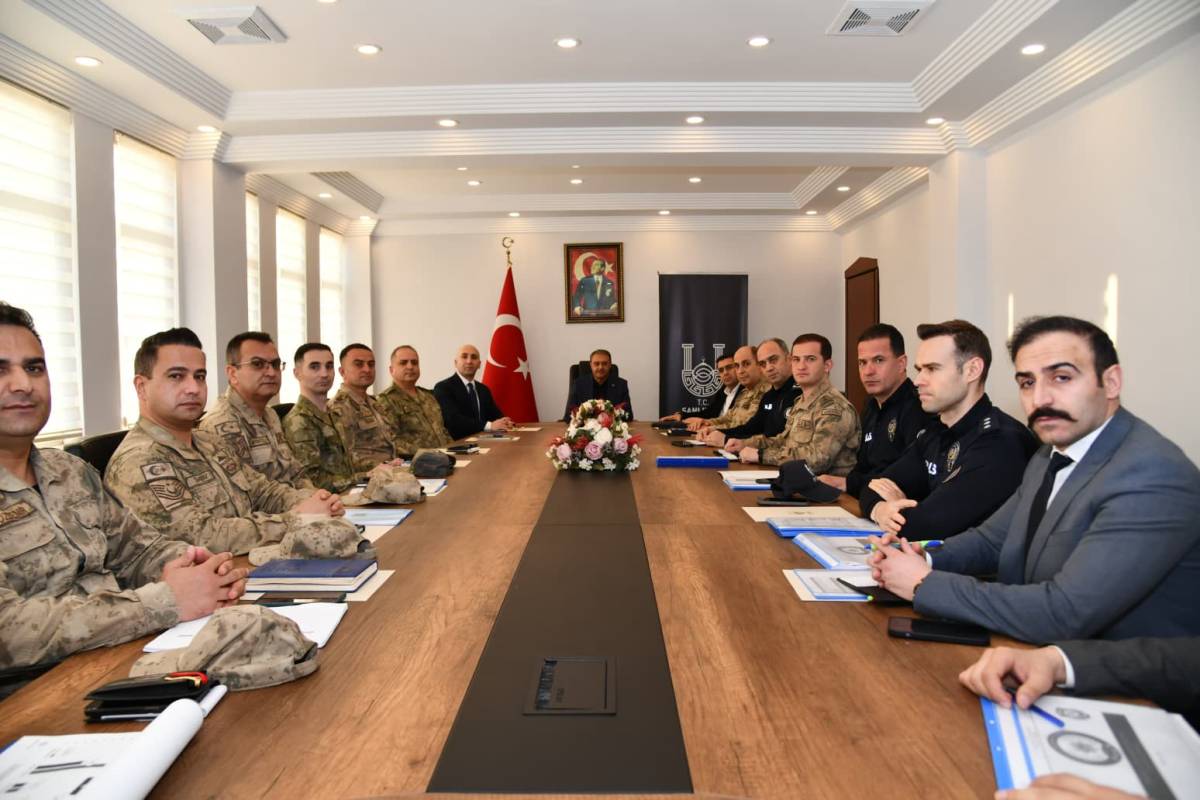 Vali Şıldak iftarda Ceylanpınarlılarla buluştu!