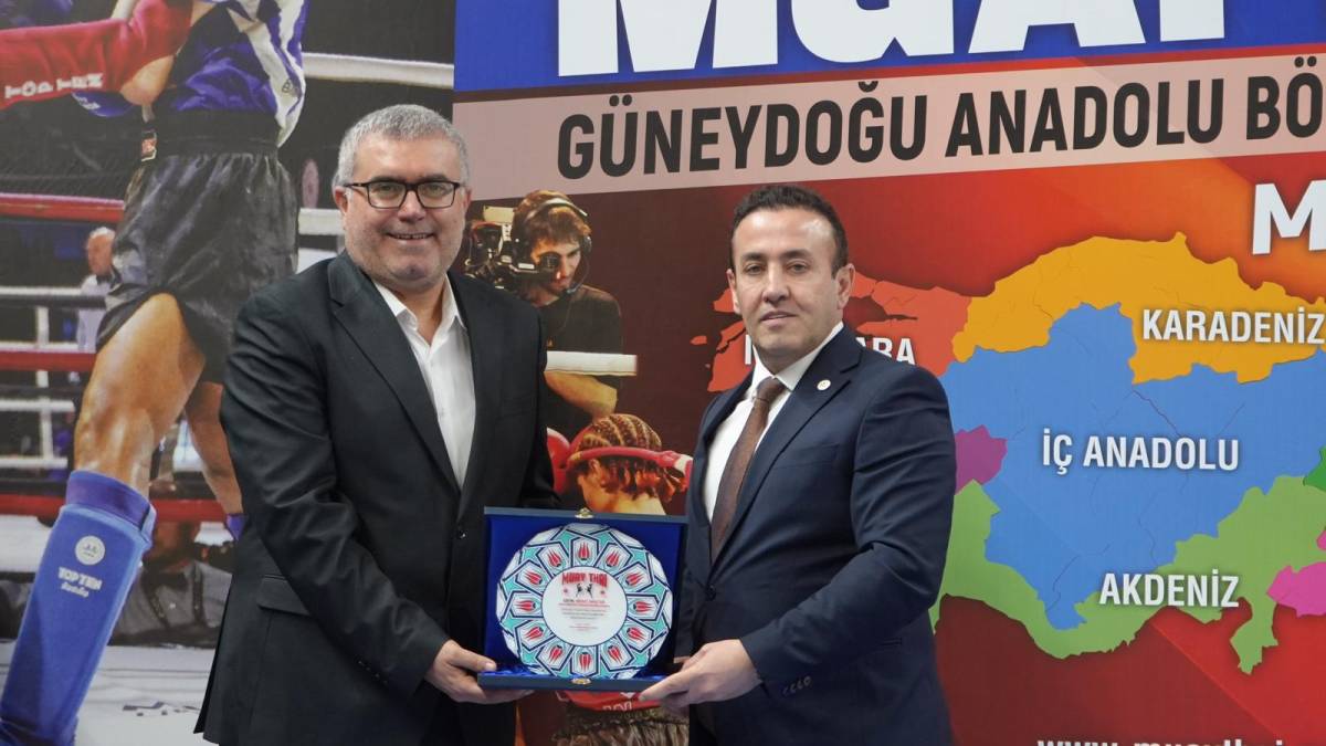 Urfalı Muay Thaicilerden Madalya Yağmuru