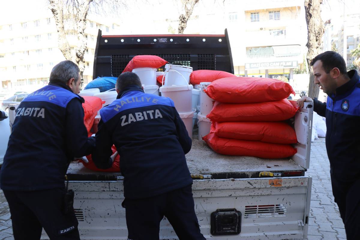 Urfa'da 5 ton bozuk gıda ele geçirildi!