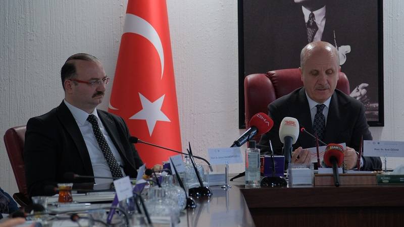 YÖK Başkanı Özvar'dan lisans eğitim sürelerine ilişkin flaş açıklama!