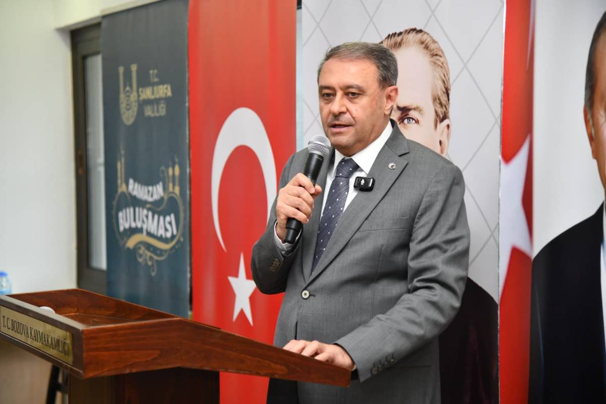 Vali Şıldak, Bozova’da vatandaşlarla iftarda buluştu!