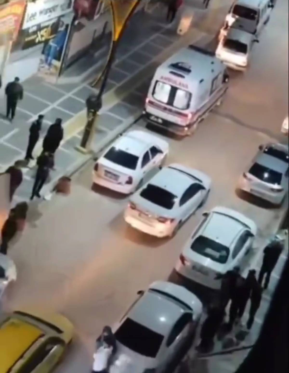 İşlettiği büfede ölü bulundu!