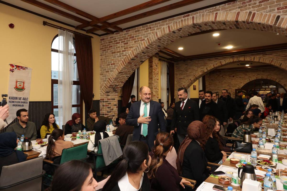 Gülpınar, gençlik meclisi üyeleriyle iftarda buluştu!