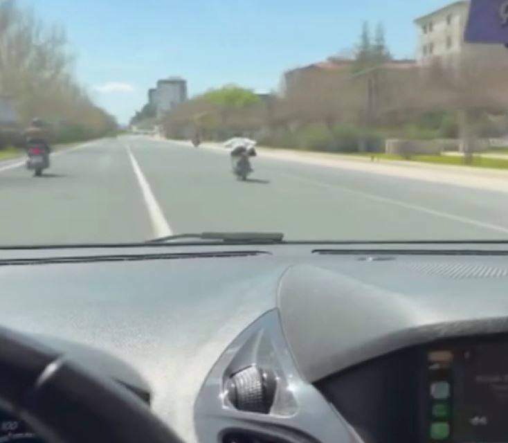 Trafikte ölümle dans: O anlar Kamerada