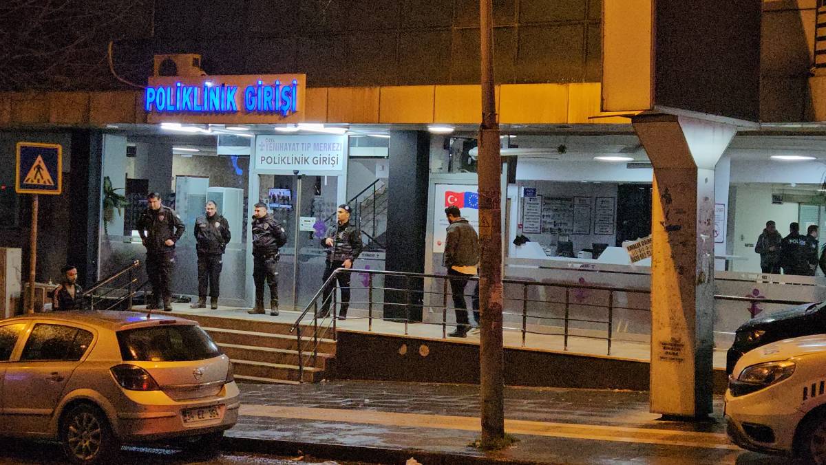 Doğum esnasında hayatını kaybetti! Yakınları hastaneyi bastı!