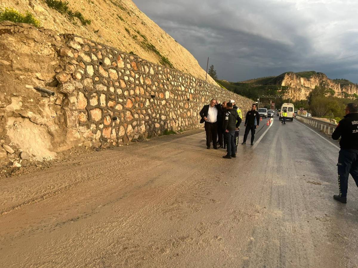 Urfa'da yağış sonrası ekipler harekete geçti!