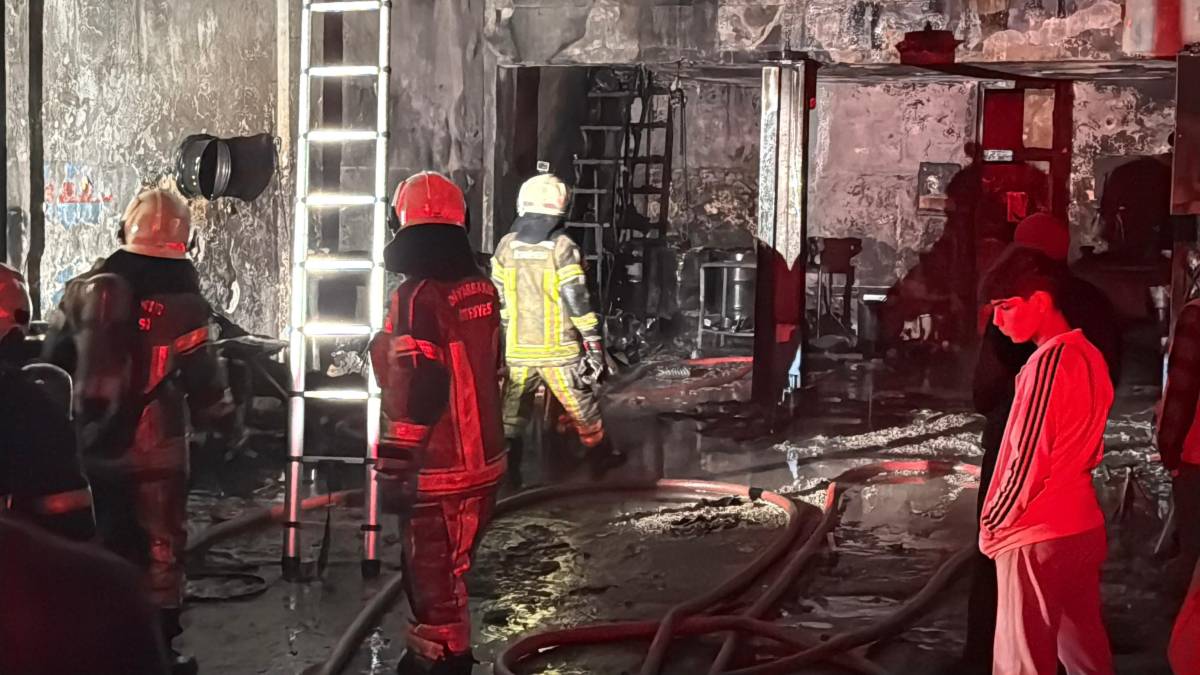 Diyarbakır'da oto tamir dükkanında yangın çıktı!