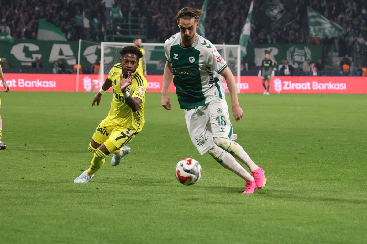 Fenerbahçe, deplasmanda Konyaspor'a mağlup oldu!