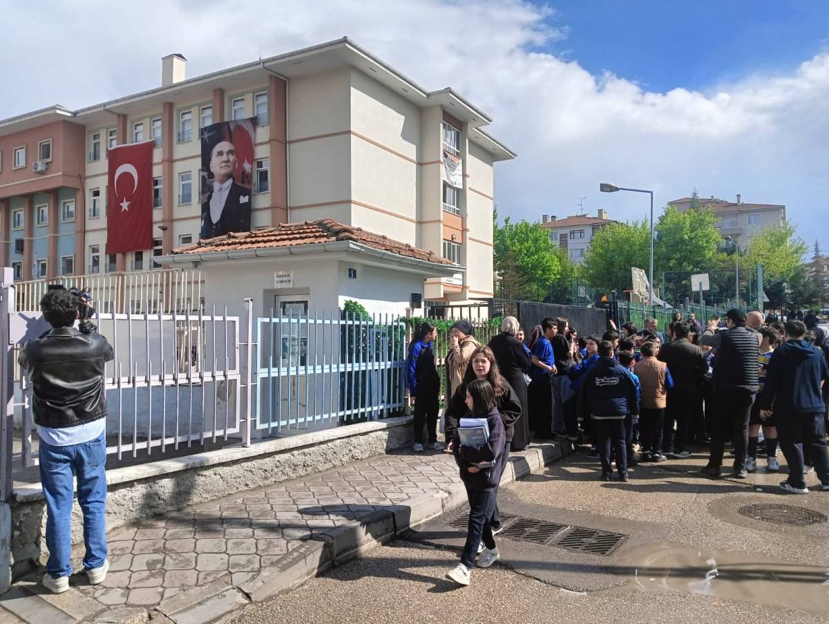 Ankara'da okula tabanca getirdiği iddiası!
