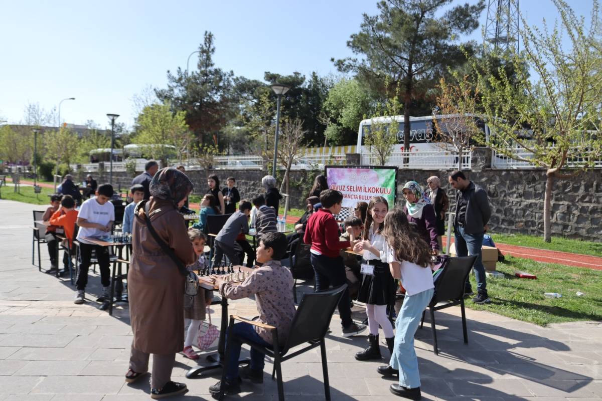 Siverek'te satranç etkinliğine ilgi!