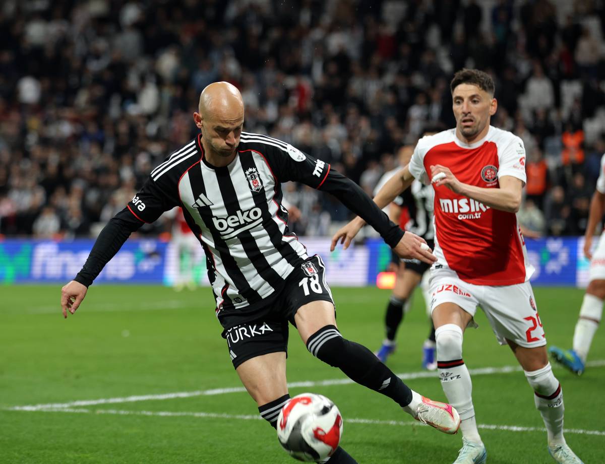 Beşiktaş, sahasında Fatih Karagümrük ile berabere kaldı!