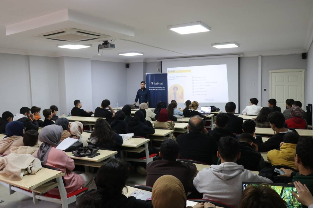 Büyükşehirden 250 öğrenciye girişimcilik ve kariyer eğitimi!