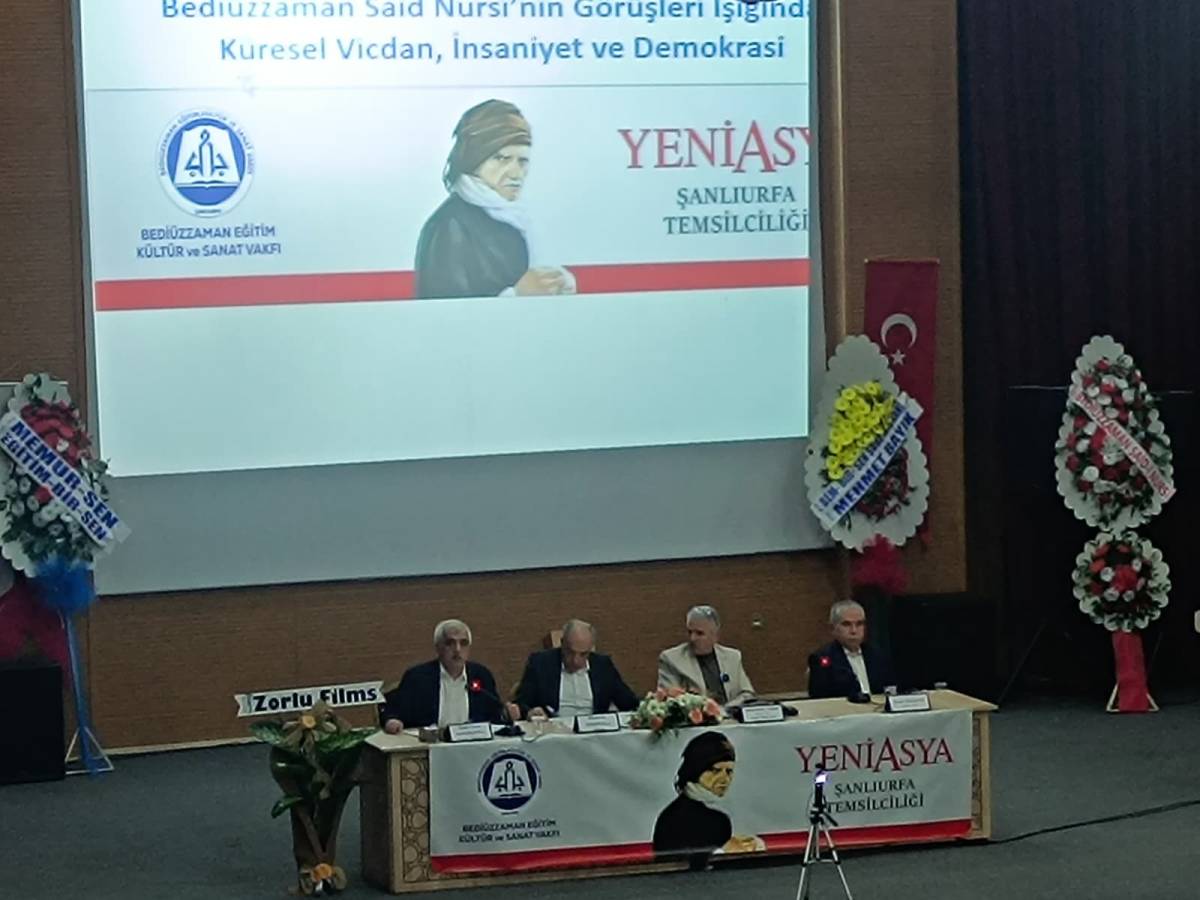 Urfa'da küresel vicdan, insaniyet ve demokrasi paneli düzenlendi!