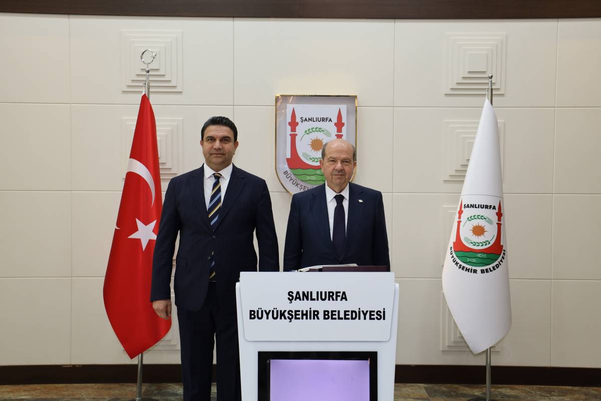 Eski Cumhurbaşkanı Tatar Şanlıurfa'da!