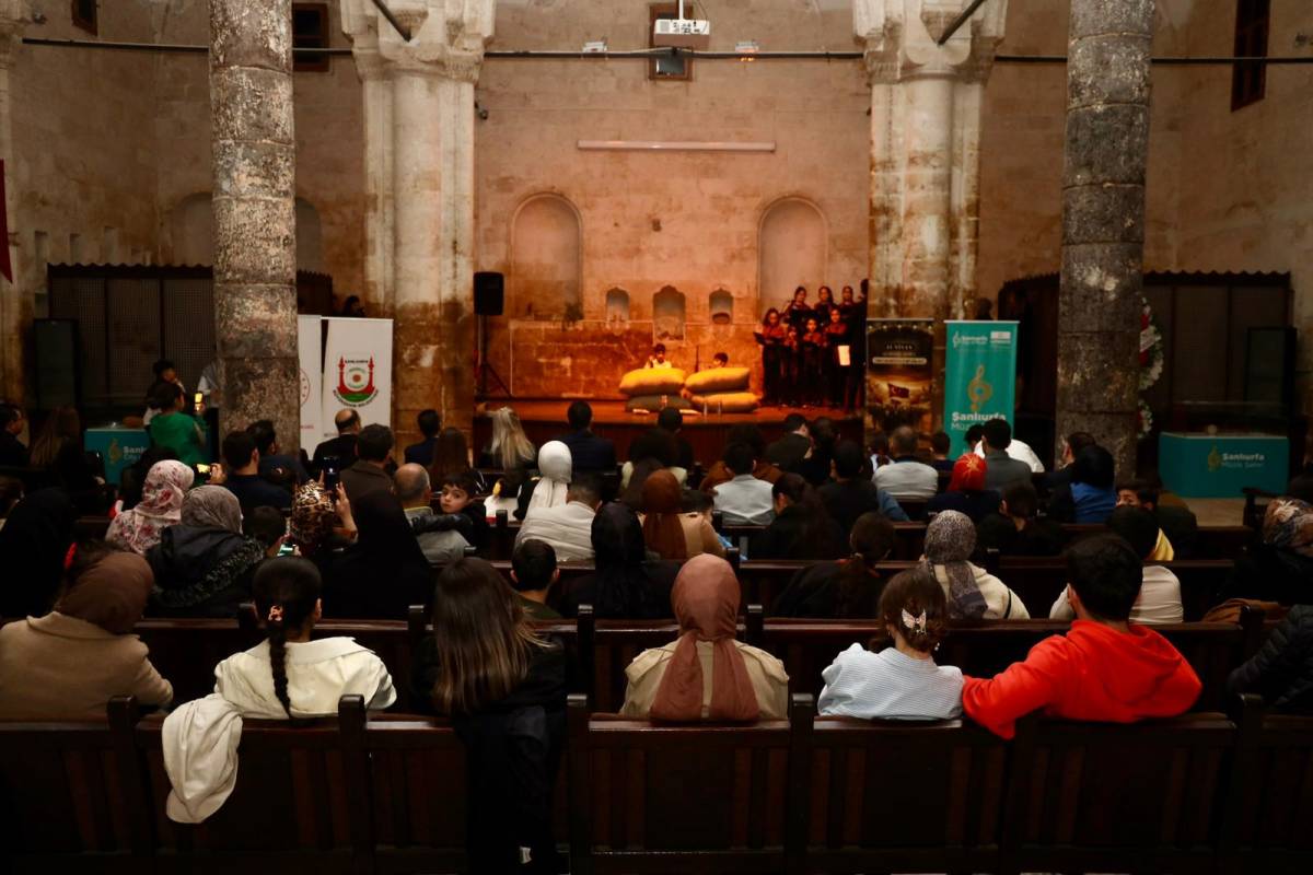 Urfa’da “Kurtuluş Müzikali” duygu dolu anlara sahne oldu!