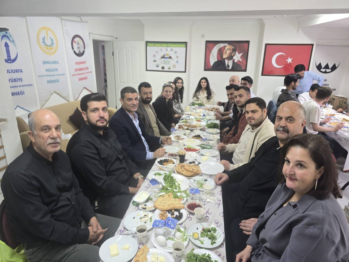 İzmir'de Şanlıurfalı hukukçular ve öğrenciler bir araya geldi!