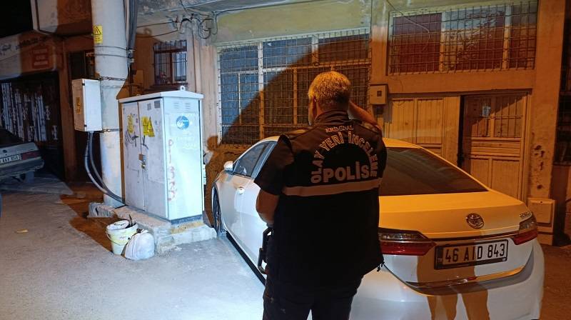 Sokak ortasında rastgele ateş açtı: Yaralılar var
