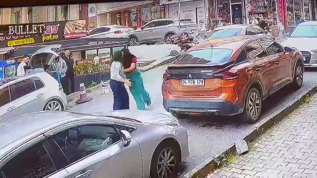 Sanal medya ünlüsüne dev ceza!