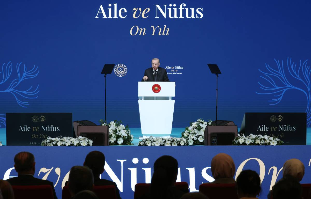 Cumhurbaşkanı Erdoğan’dan nüfus alarmı