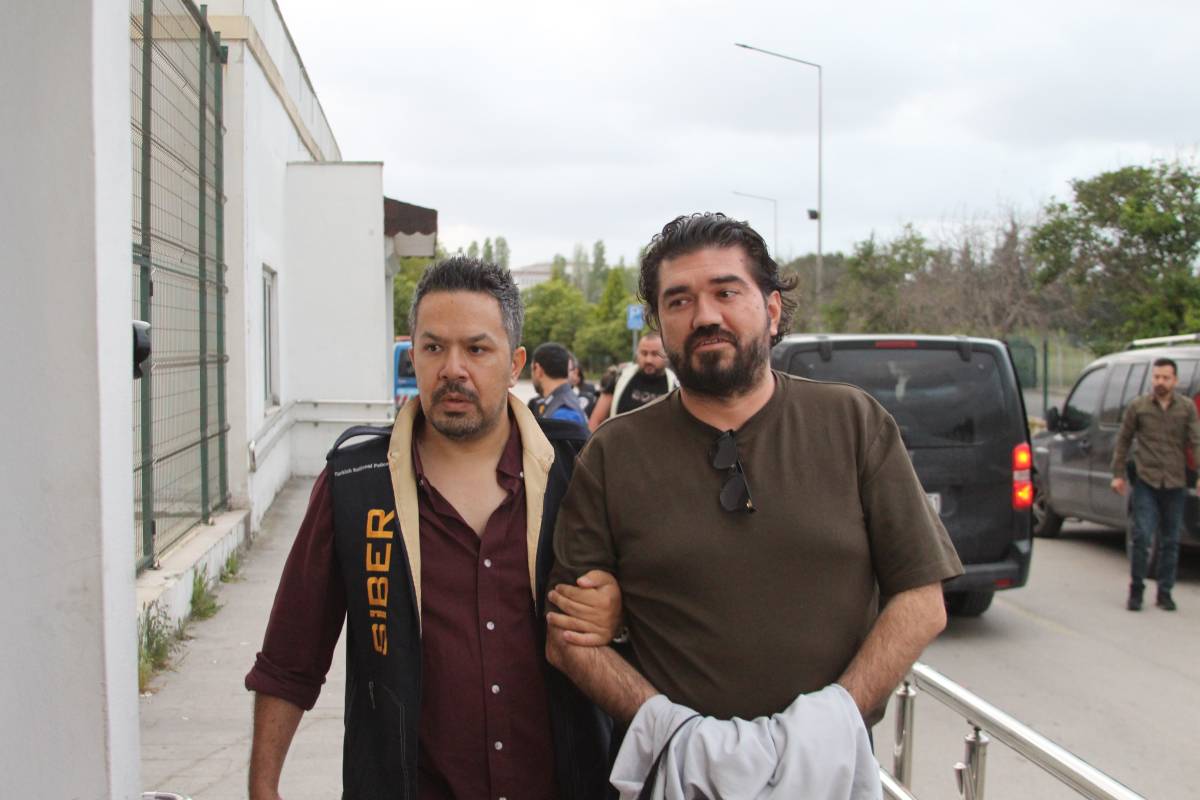 Gözaltına alınan Rasim Ozan Kütahyalı Adana'ya getirildi!