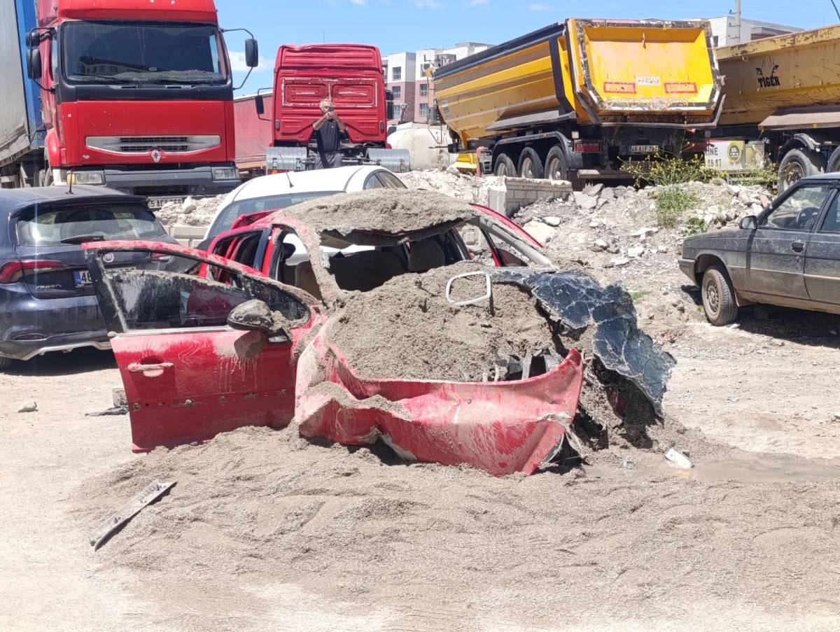 Freni boşalan kamyon 7 araca çarptı: Çok sayıda yaralı var!