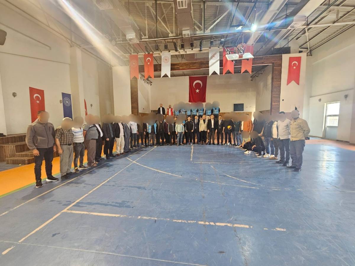 Viranşehir'de yükümlüler kıyasıya yarıştı!