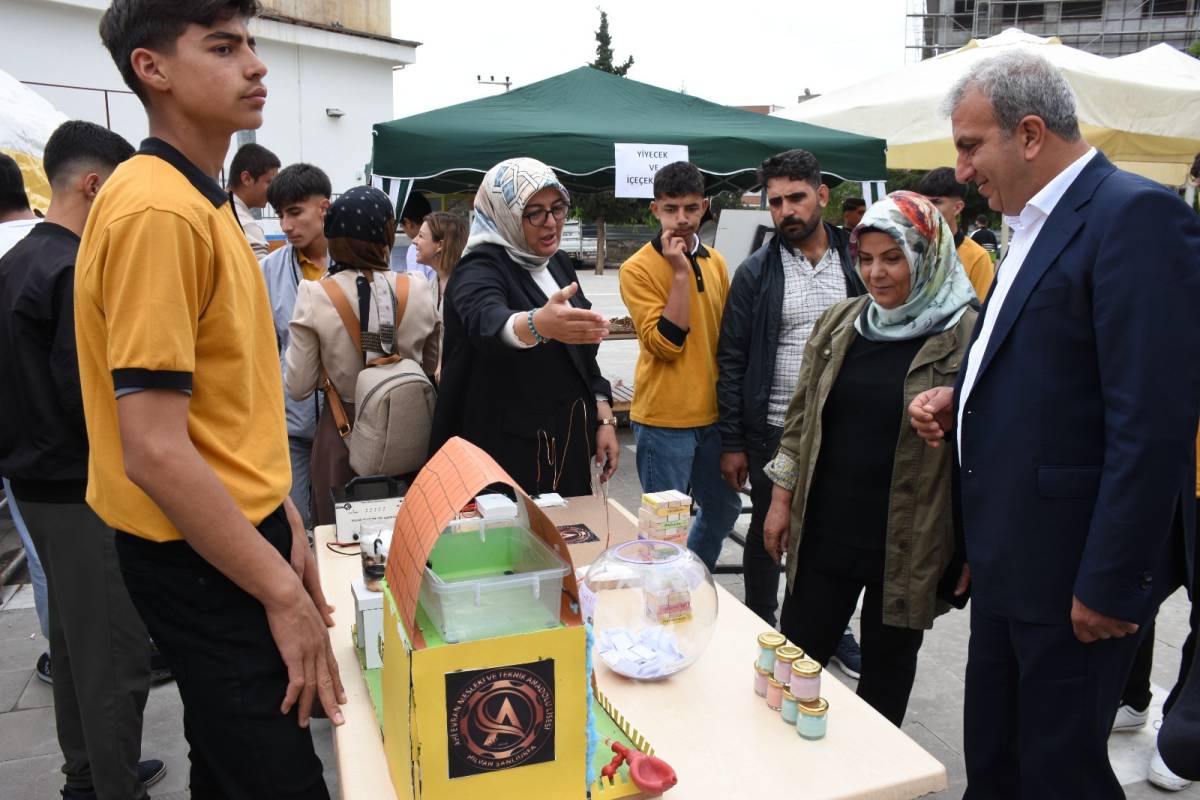 Hilvanda Eşbaşkanlar gençlerin üretimlerini yerinde inceledi!