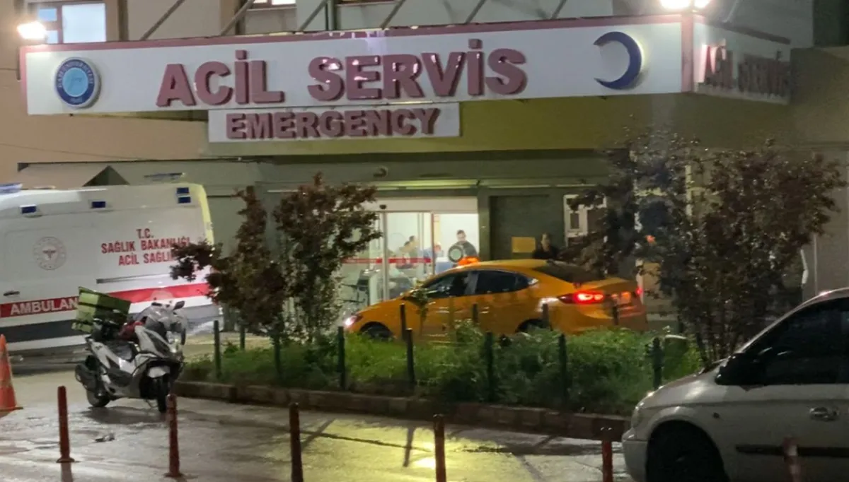 Ünlü sanatçı hastaneye kaldırıldı!