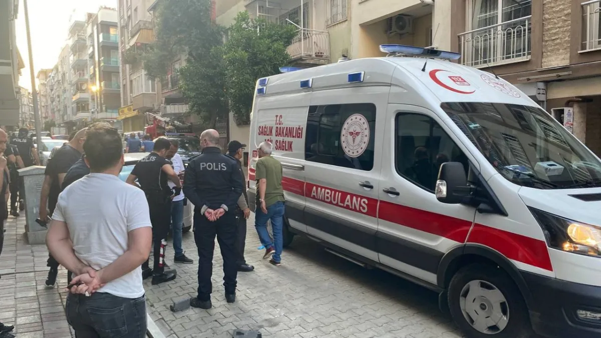 Sokakta samuray kılıcıyla gezdi: Ekipler müdahalede bulundu!