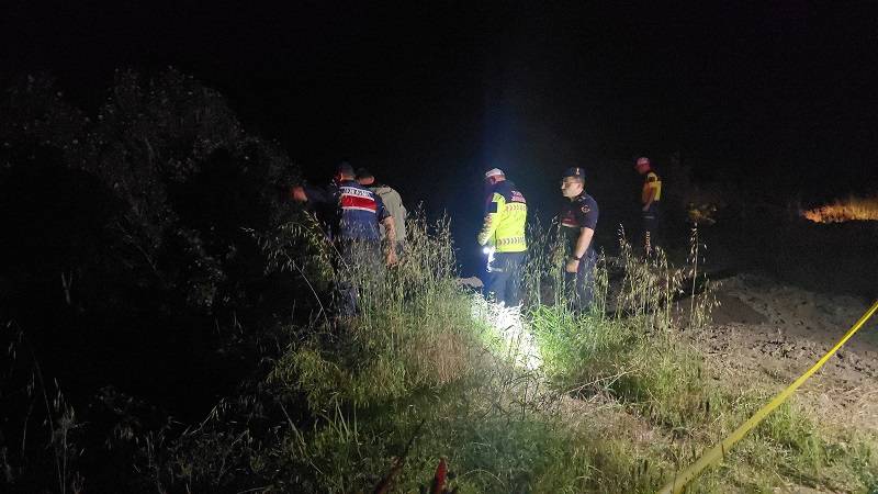 CHP'li isim 10 metreden çaya düştü: Arama çalışmaları sürüyor!