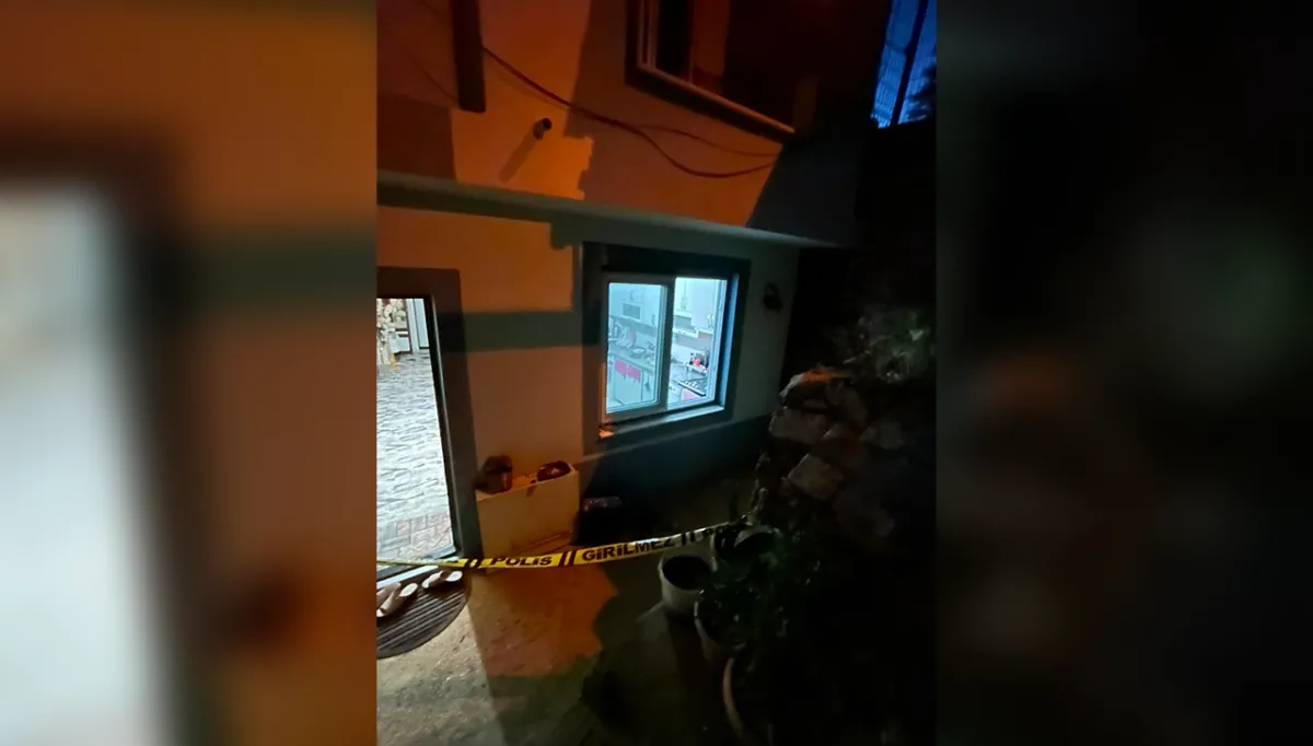 Rüyasında annesini gördü, rüya sandığı olayda annesini gerçekten öldürdü!