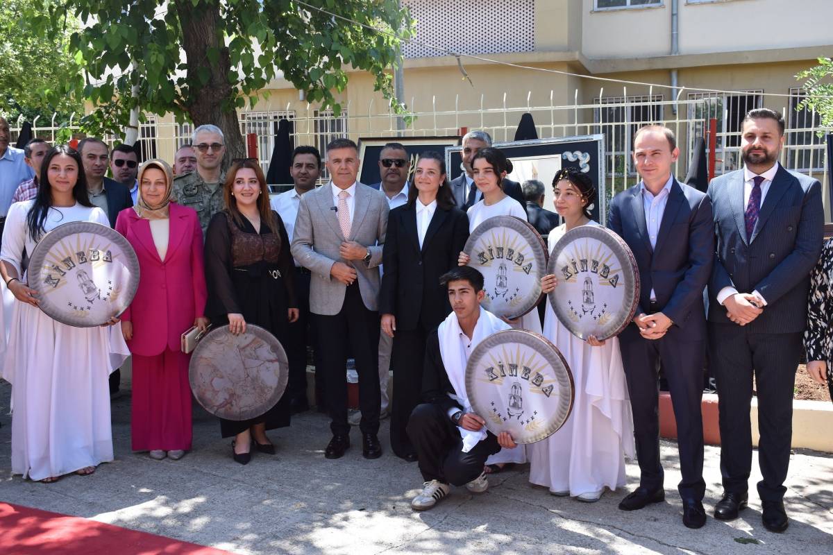 Siverek’te hayat boyu öğrenme haftasında el emeği ürünler sergilendi!