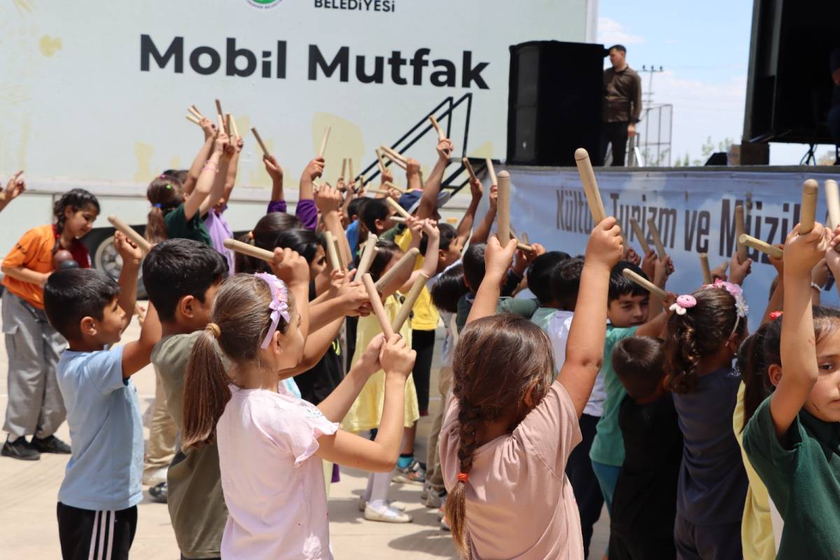 Şanlıurfa’da çocuklara sanat ve eğlence dolu şenlik!