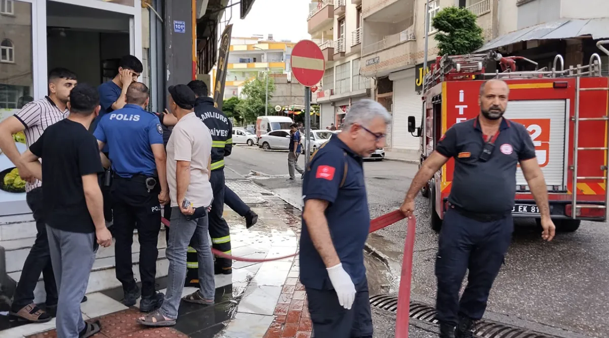 Urfa'da iş yerinde korkutan yangın!