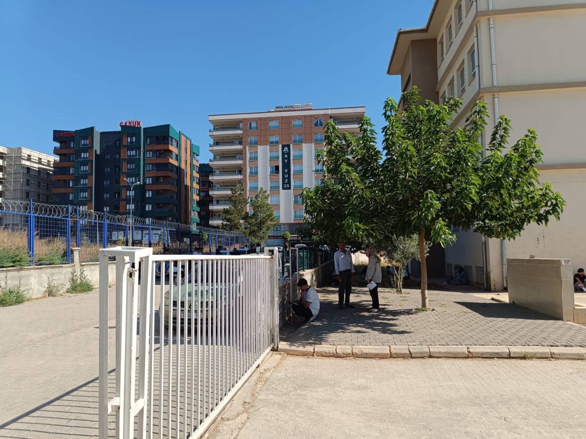 Şanlıurfa'da YKS heyecanı başladı!