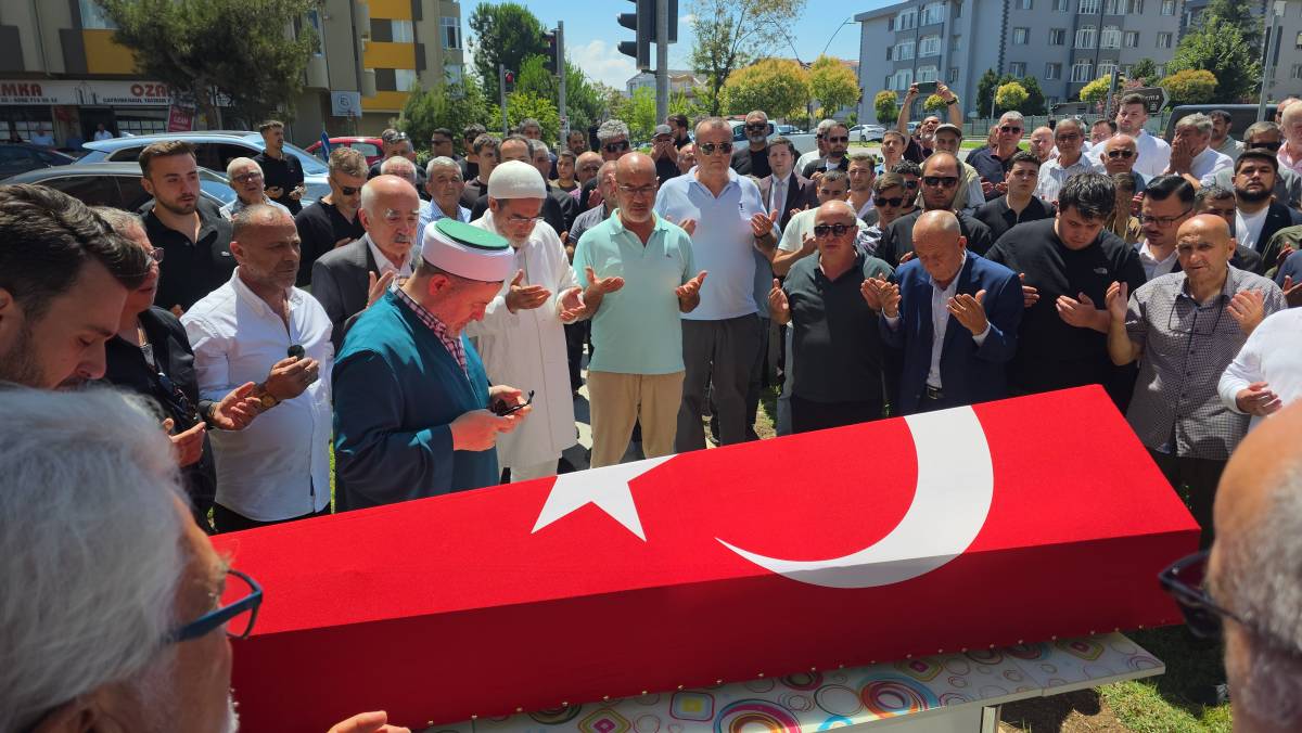 Eski AKP'li vekil son yolculuğuna uğurlandı!