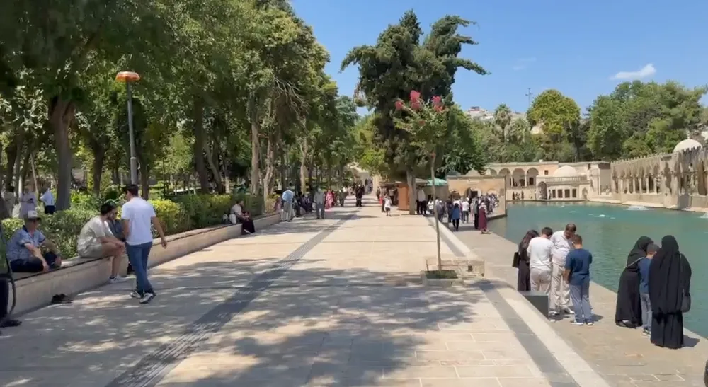 Balıklıgöl'de hafta sonu ziyaretçi akını!