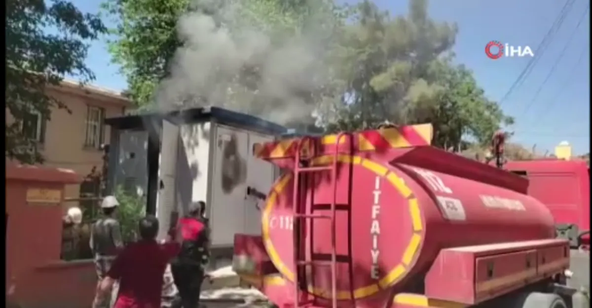 Korkutan trafo yangını!