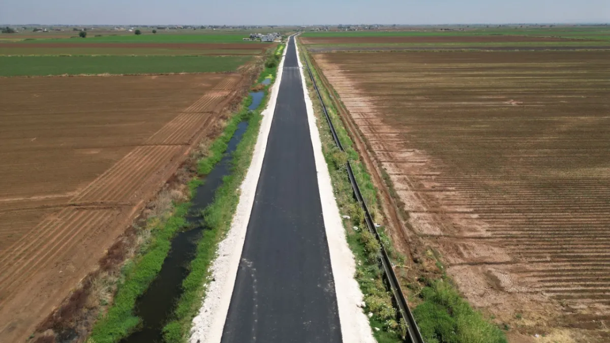 Harran ile Akçakale'yi birbirine bağlayan grup yolu tamamlandı!