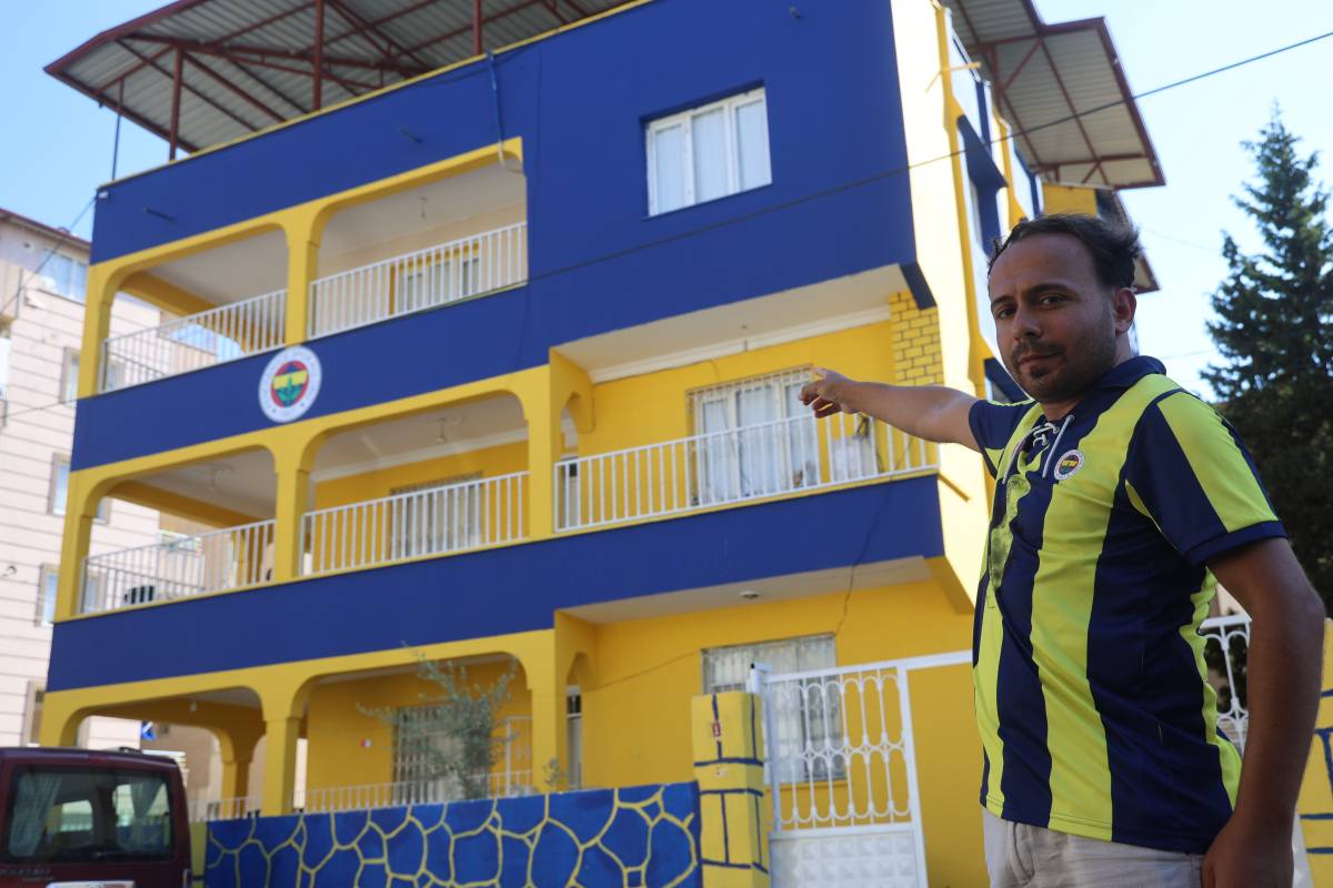 Evini Fenerbahçe renklerine boyattı: Mahallenin simgesi oldu!