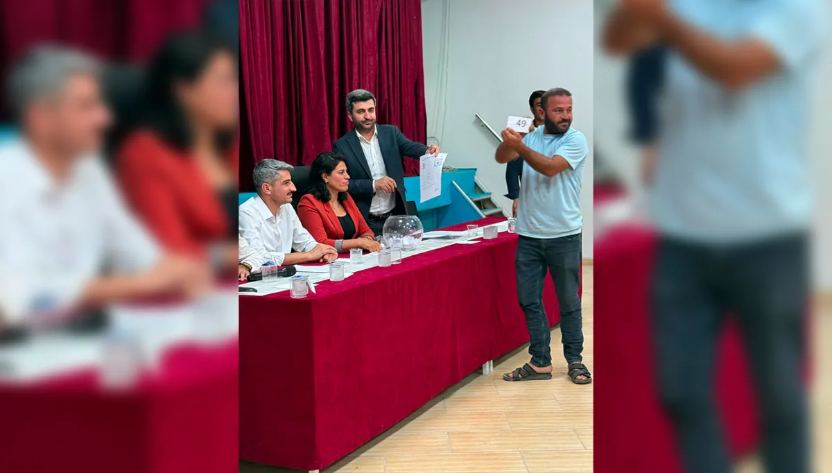 Suruç Belediyesi seyyar satış noktaları hak sahiplerine teslim etti!