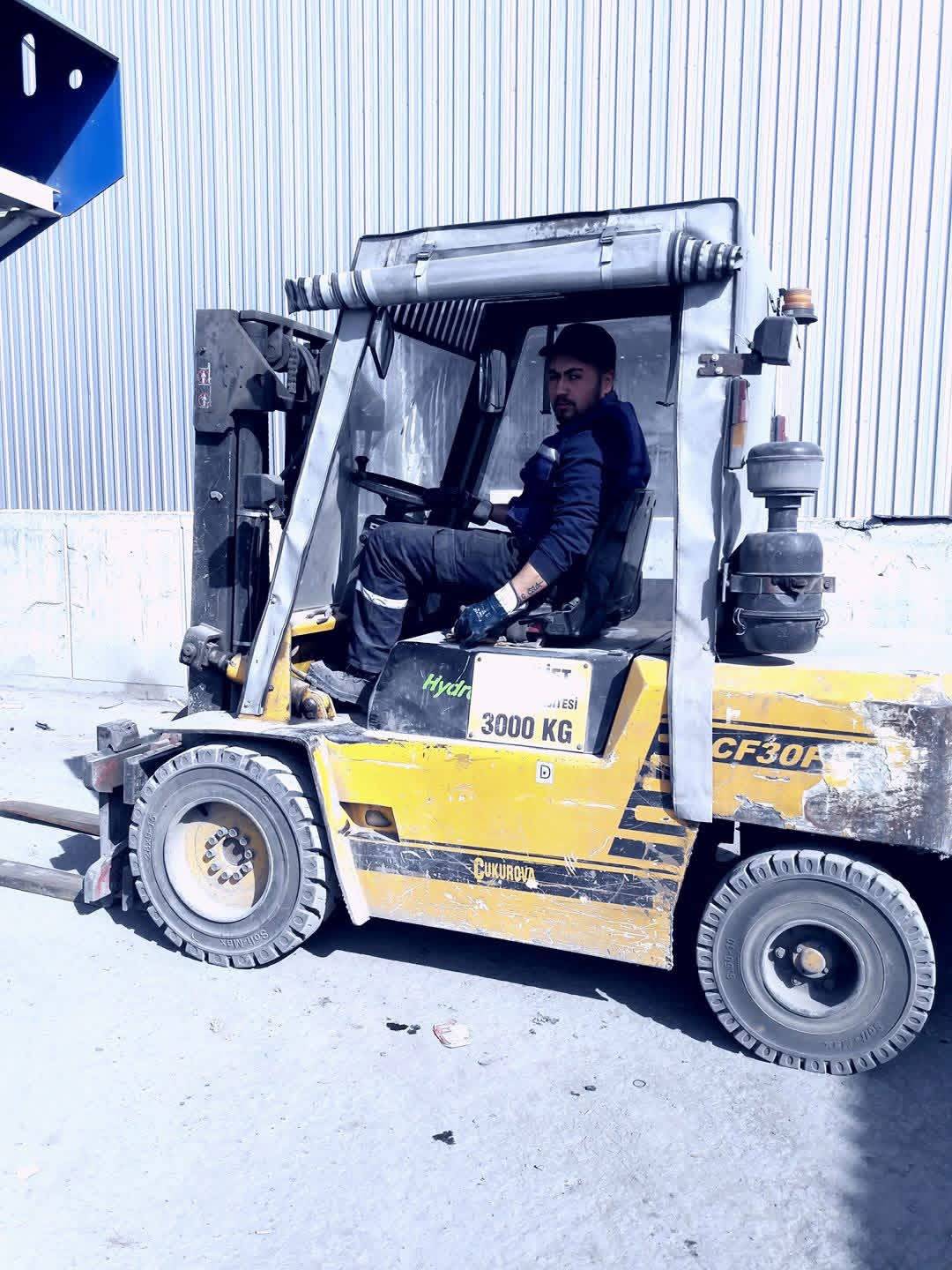Kastamonu'da iş makinası şarampole yuvarlandı: operatör hayatını kaybetti!