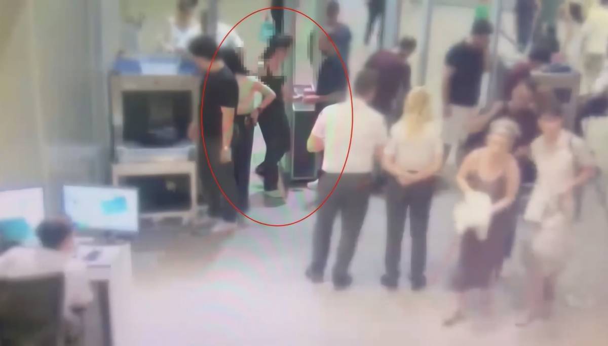 AVM'ye mühimmatla girmeye çalıştı!