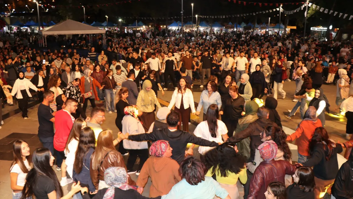 Urfa Ahengi Topluluğu Amasya’yı coşturdu!