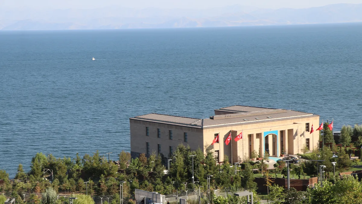 Cumhurbaşkanı Erdoğan Kabine Toplantısı'nın ardından açıklamalarda bulundu!
