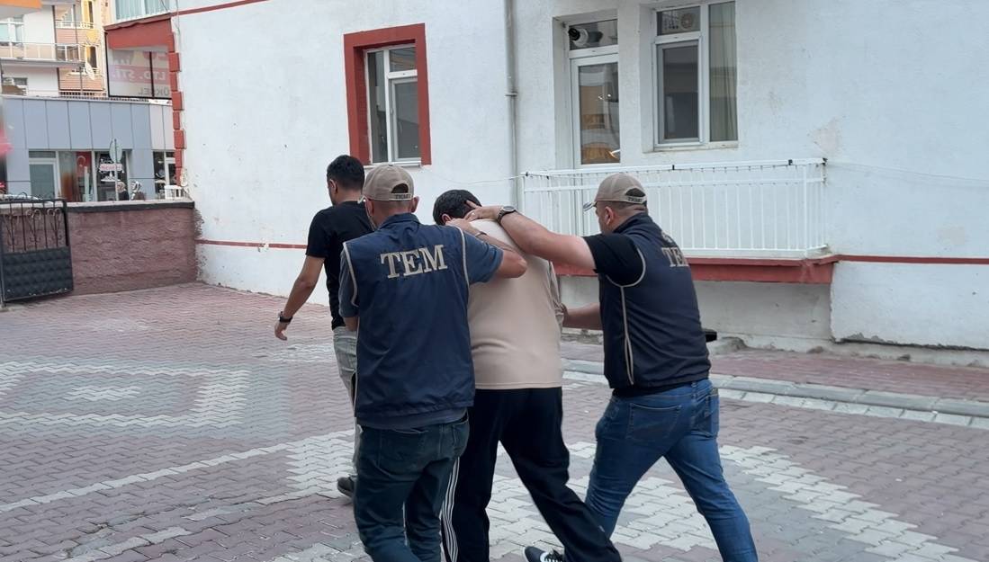Kırmızı bültenle aranan şahıs yakalandı!